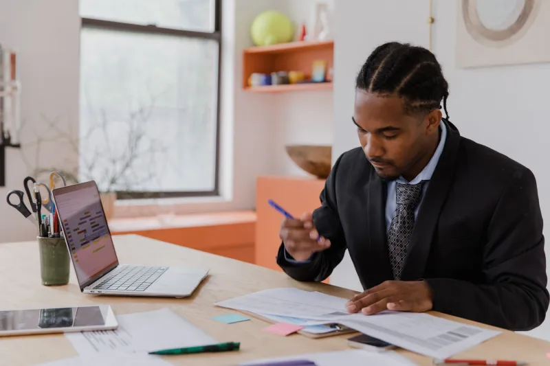 Not All Credentials Age the Same: A Strategic Guide to Choosing Free Certifications That Hold Their Value